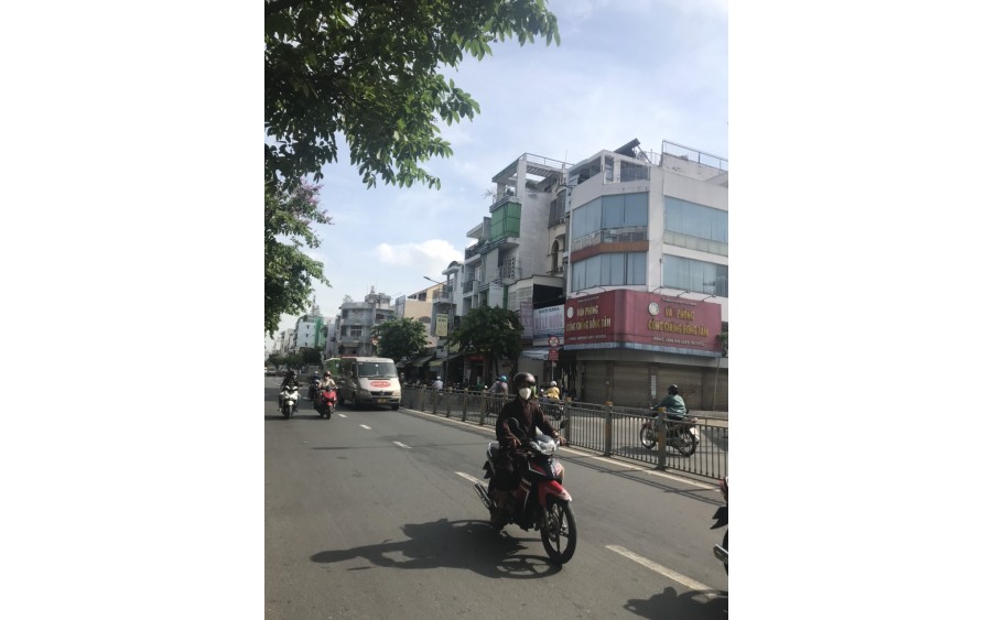 Bán BUILDING MẶT TIỀN KD đường Nguyễn Phúc Nguyên,Q.3,DT:11mx15m,KC:HẦM,9 lầu,THANG MÁY,Giá:61,5 tỷ